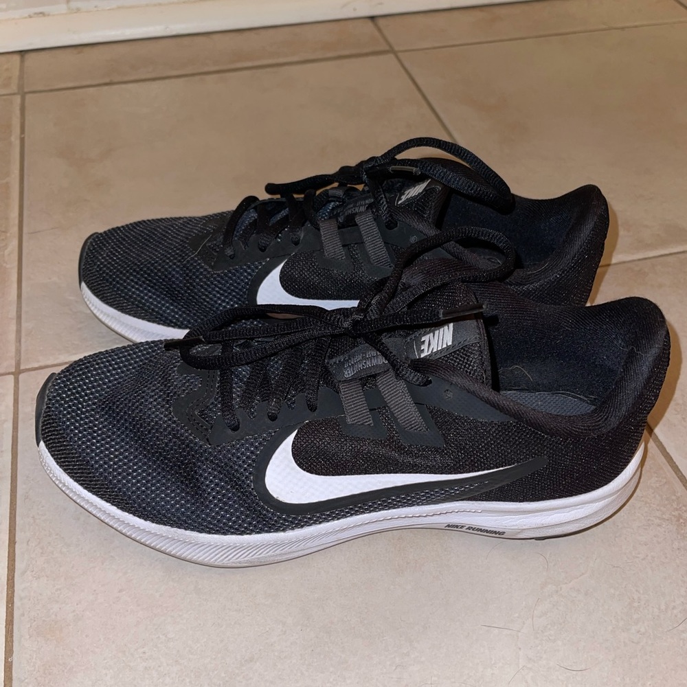 Nike Running Shoes (Downshifter), Black and White